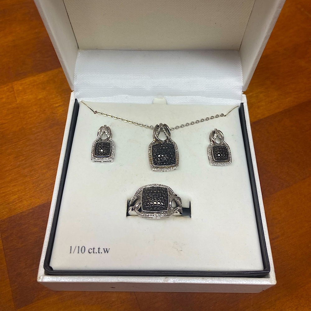 BLACK DIAMOND STERLING SILVER JEWELRY SET